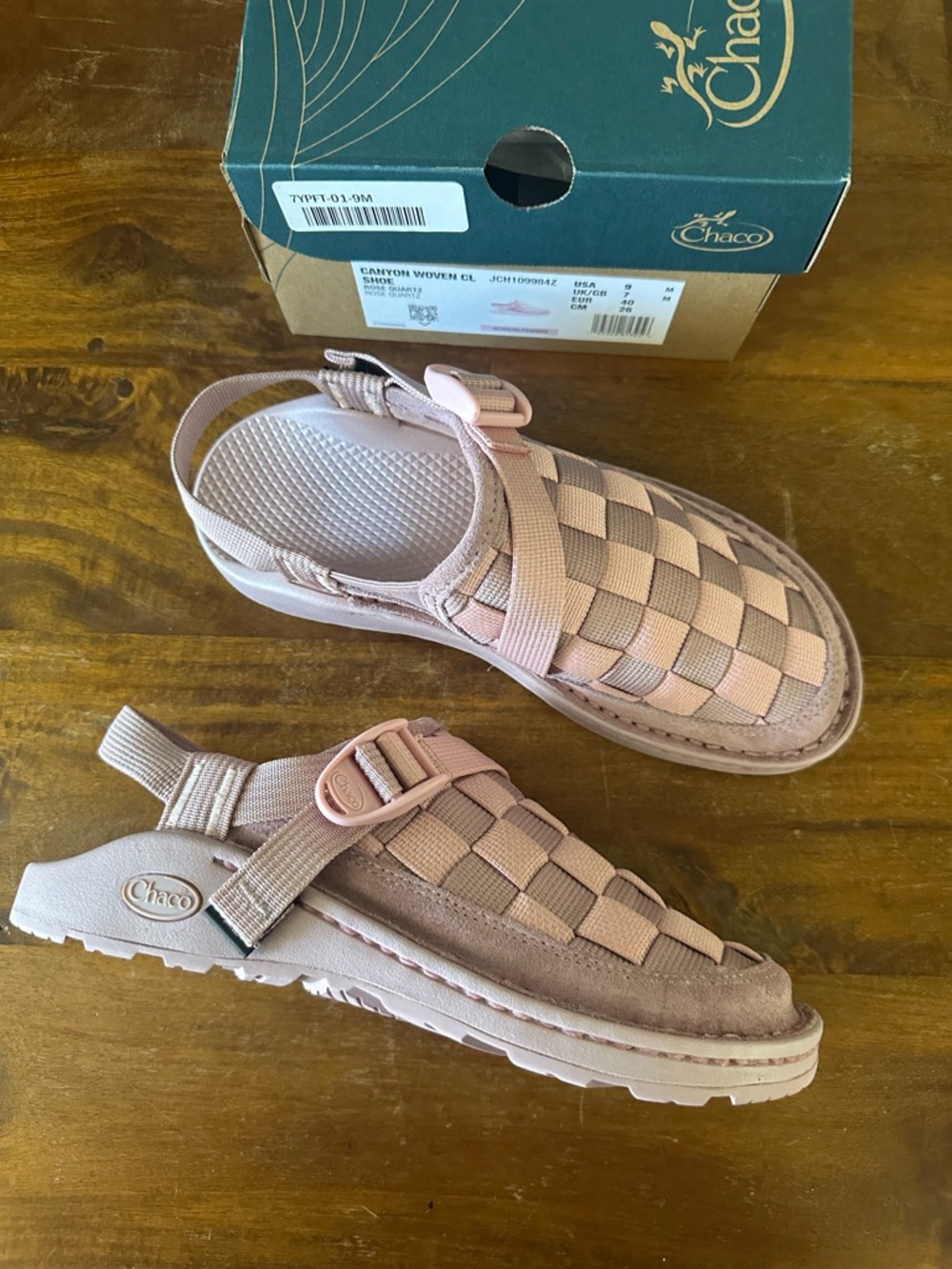 Chaco Canyon Woven Pink Woven Sandal‎ Clog women’s size 9 NWT